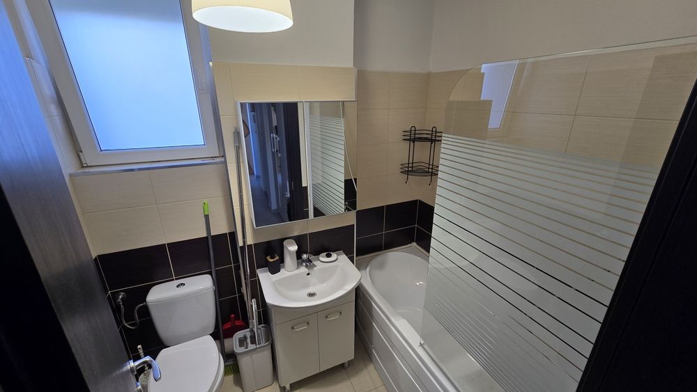 Inchiriez apartament 2 camere