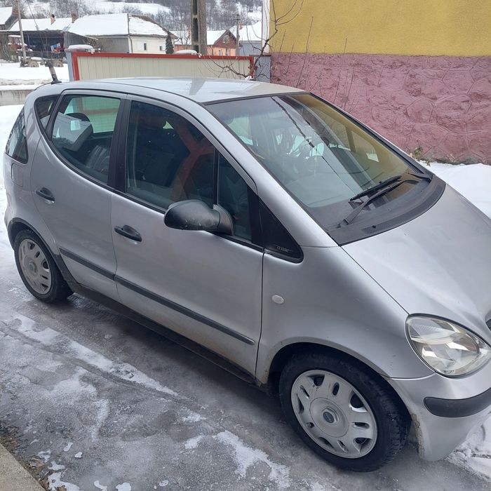 Vând Mercedes A Class