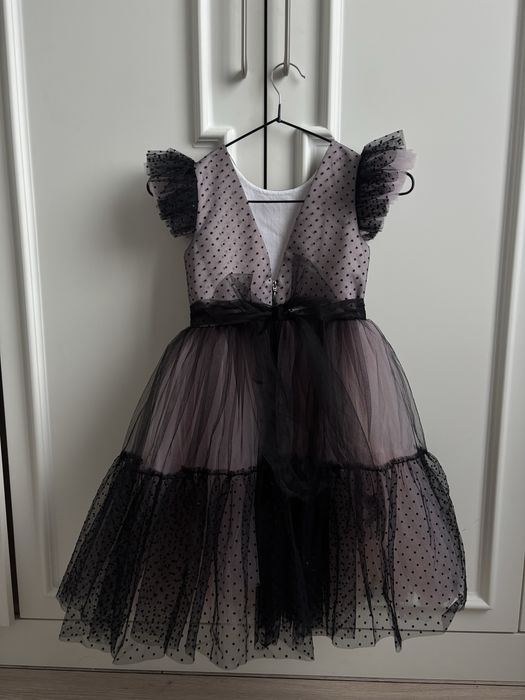 Продам нарядное платье