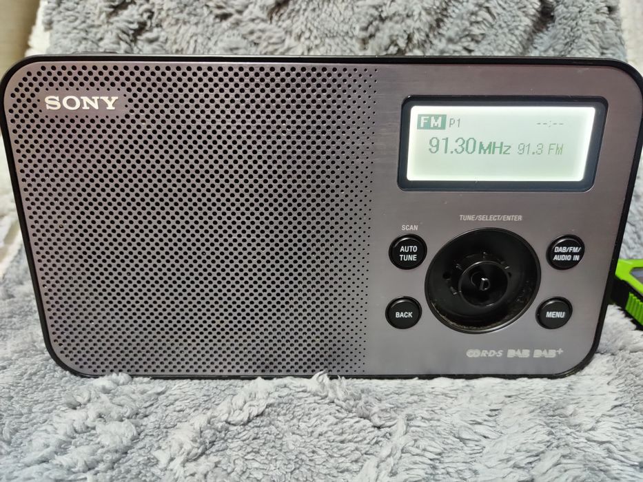 Radio Sony XDR-S60-DBP Fm Dab AuX 
FM,DAB+,AUX