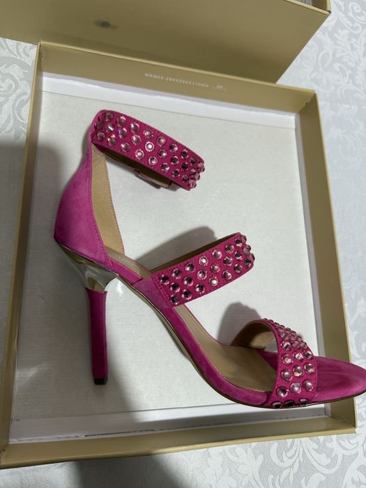 Сандали Michael Kors номер 38