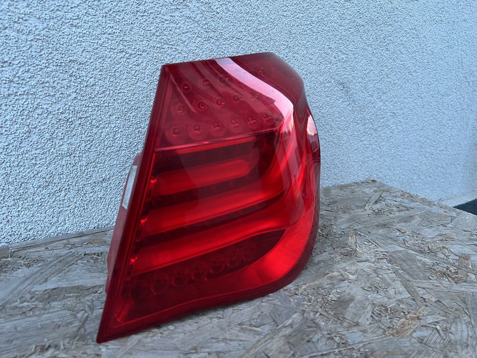 Stop tripla lampa dreapta BMW Seria7 F01 LED Originala