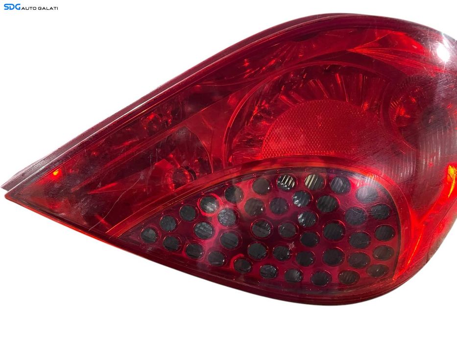 Stop Lampa Tripla Dreapta Peugeot 207 Hatchback Scurt 2006 - 2014 [LR0304]