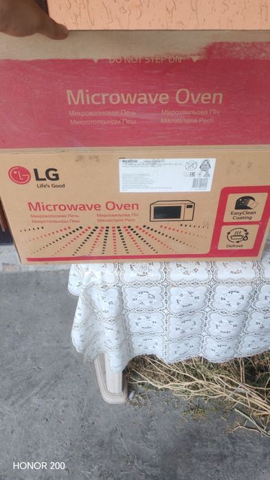 Микроволновая печь LG новая