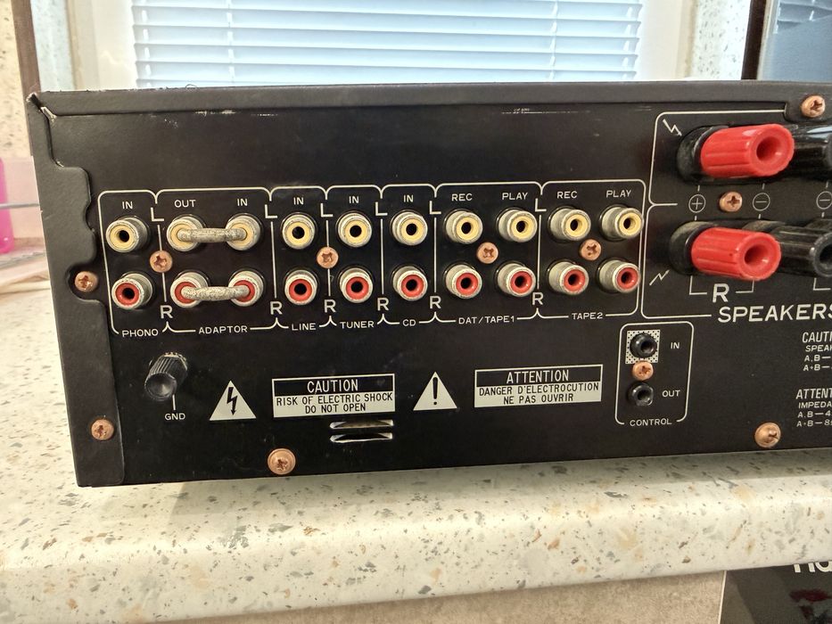 Pioneer A-550 Стерео усилвател
