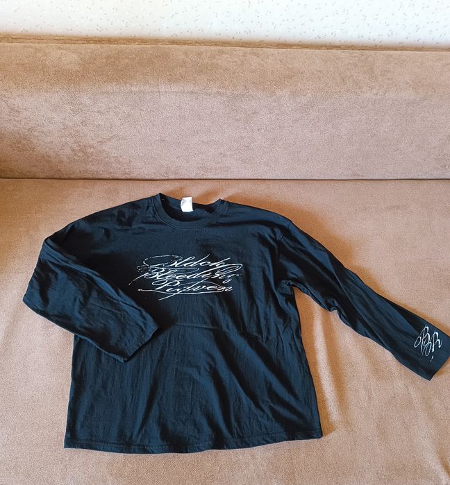 продам лонгслив размер л-ка