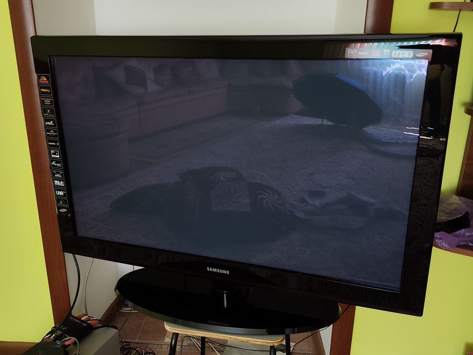 Продам плазменный телевизор Samsung