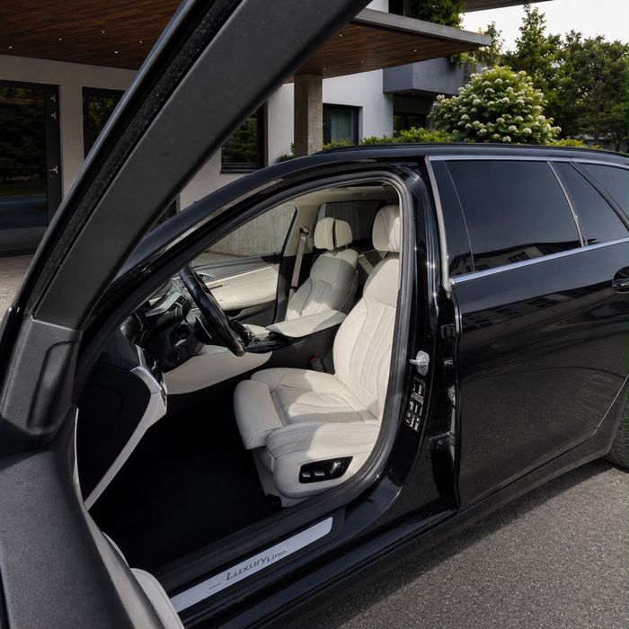 BMW Seria 5 530d xDrive Luxury Line G31