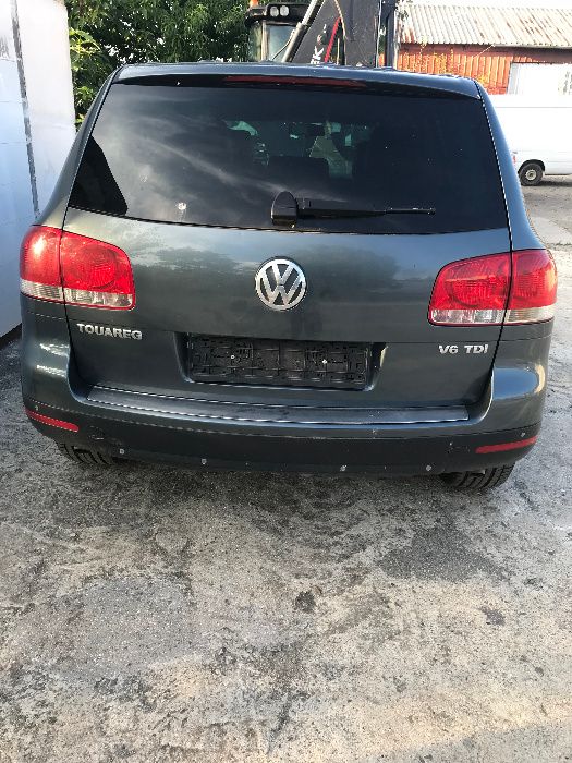 VW Touareg 3.0 на части