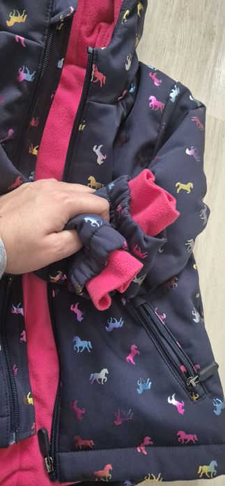 Geaca unicorni +rochita marimea 104