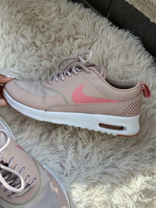 Nike дамски маратонки