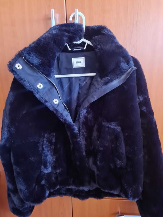 Geaca de plus cu gluga