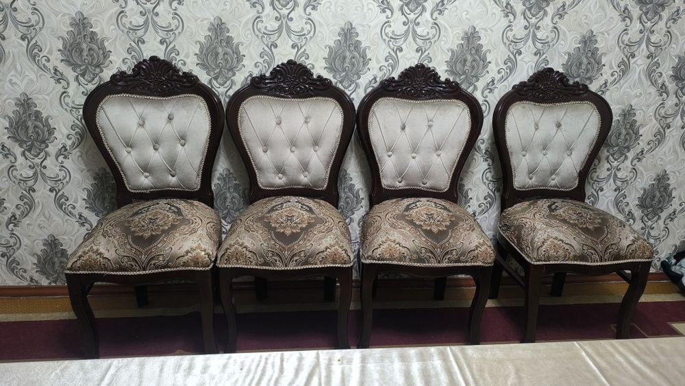 Стул 10 дона. Яхши сифатли