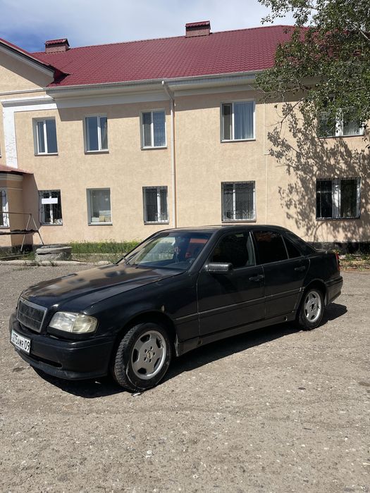 Продам мерс с 220