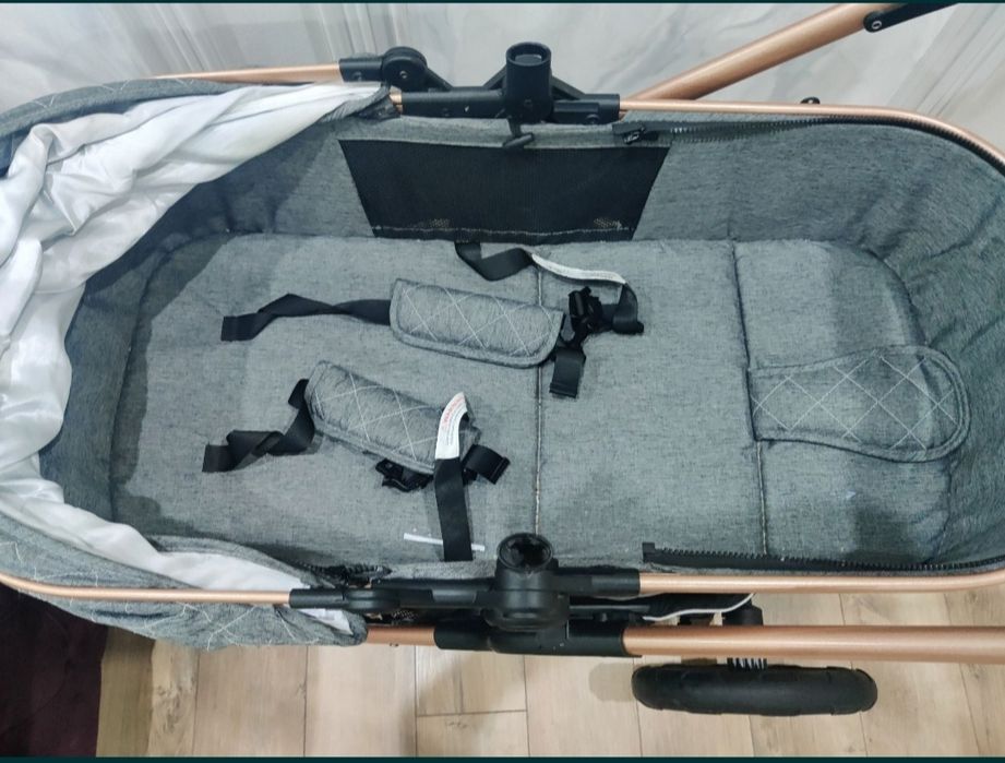 Коляска трансформер не была на улице