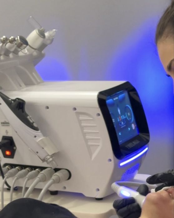 Combina cosmetica performanta in stare foarte buna