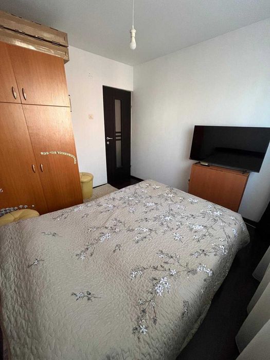 Inchiriez apartament 2 camere