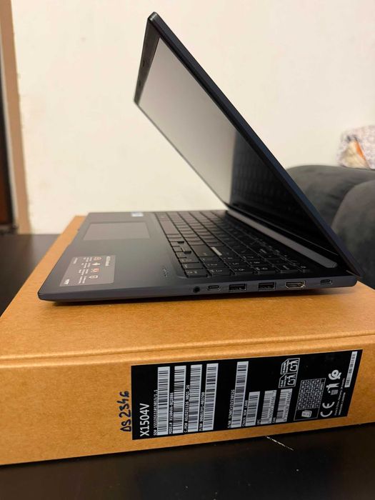 Laptop ASUS Vivobook 15 X1504VA, Intel Core 5 120U pana la 5.0GHz, 15.6'', Full HD, IPS, 16GB DDR5 RAM, 512GB SSD, Intel® Graphics, No OS,  NOU