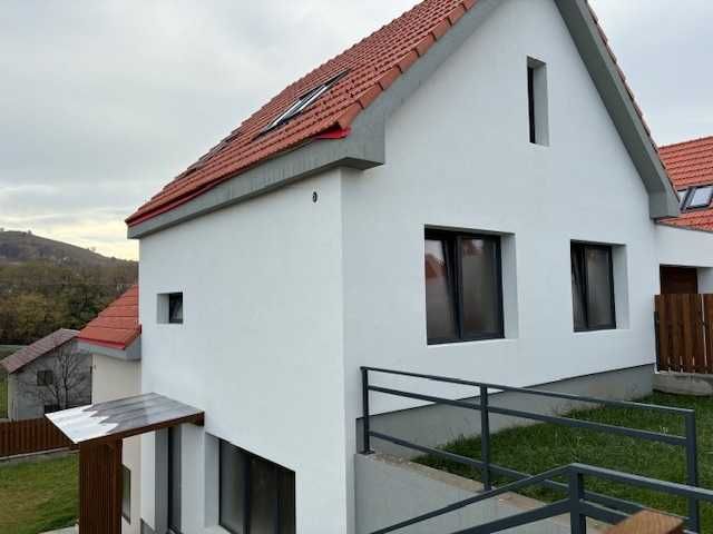 Casă nouă 222 mp – proiect premium, Sălicea, ideală pt personalizare