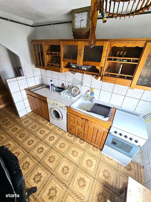 Apartament 2 camere semidecomandat, Micro 16 – Str. Universului nr. 8
