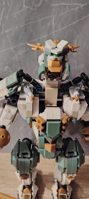 Lego ninjago lloyd mech
