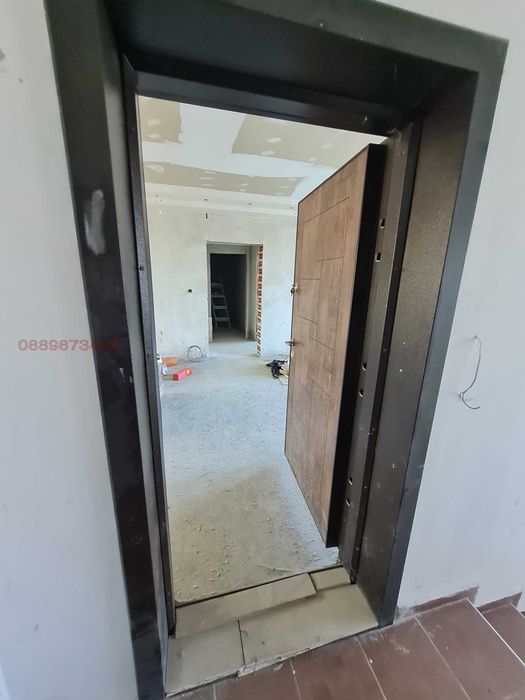 Продава се Тристаен апартамент в Велико Търново, Бузлуджа - 100 кв.м за 940 €/кв.м - Снимка #5