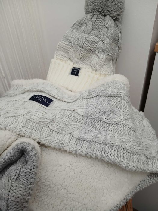 Superdry дамски шапка+шал