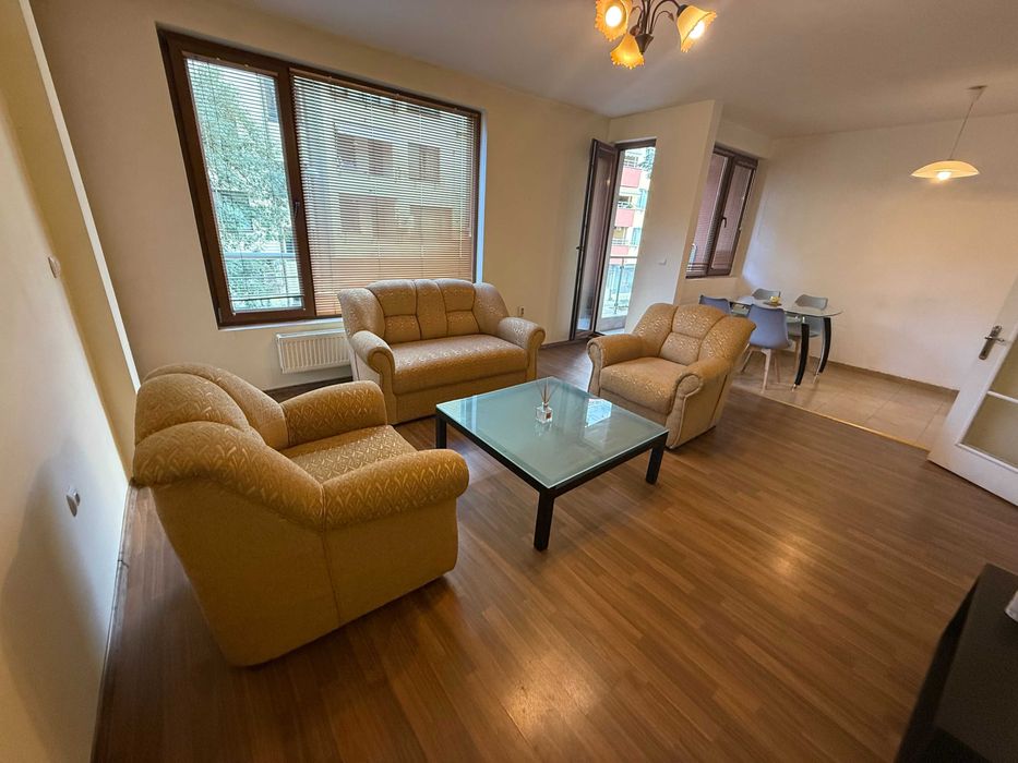 Дава се под наем Тристаен апартамент в София, Хиподрума - 110 кв.м за 800 € - Снимка #11