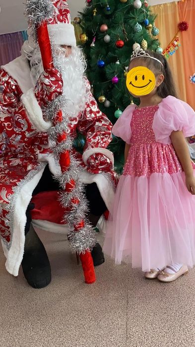 Дед Мороз и Снегурочка