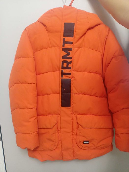 Продам верхнюю одежду