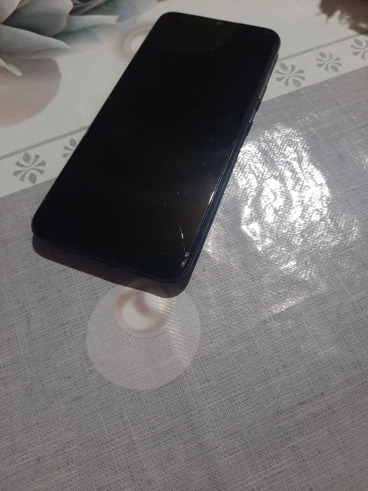 Samsung galaxy a02s sotiladi