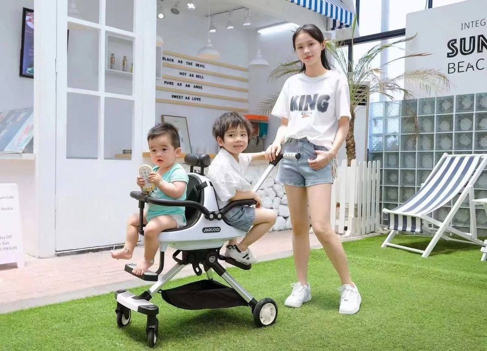 Детская коляска прогулочная двойной портативная