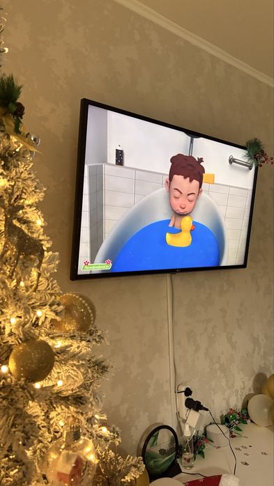 Продам телевизор LG