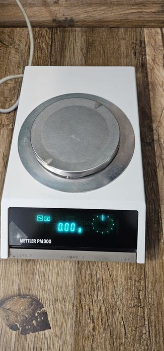 Balanță de precizie Mettler Toledo PM300 (310g x 0.01g)