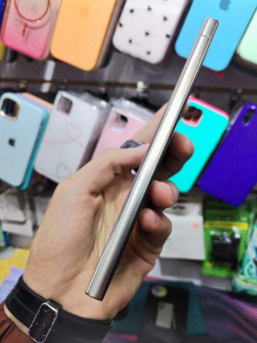 Samsung S24 Ultra 12/256 ideal