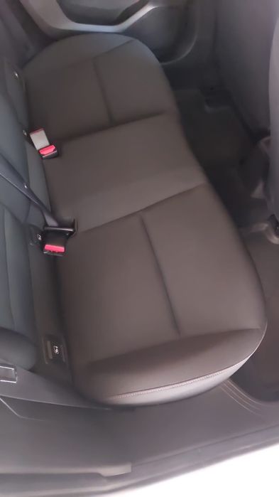 Renault Clio V, an 2021, cumpărat din reprezentanță