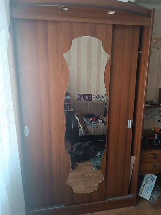 Продам шкаф купе
