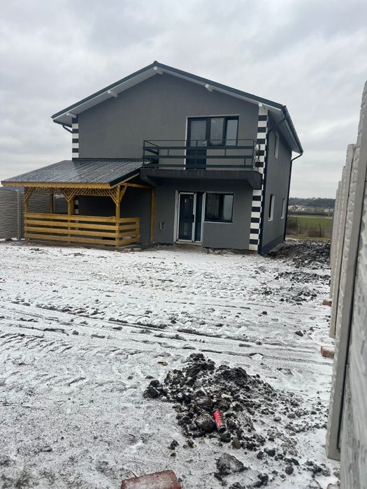 2x Case de Vanzare in Comuna Breasta la Str Principala(Casa)