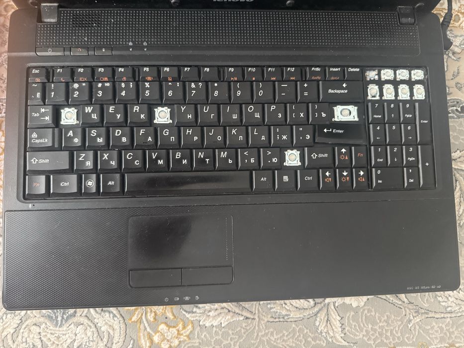 Lenovo ноутбук//