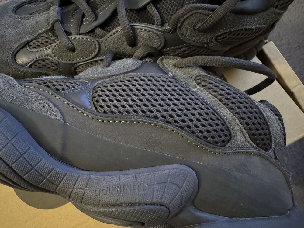 Yeezy 500 Utility Black 43(27.5cm) Bacau • OLX.ro