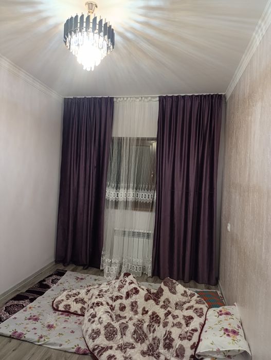 Продаётся пятикомнатная квартира в центре Термеза