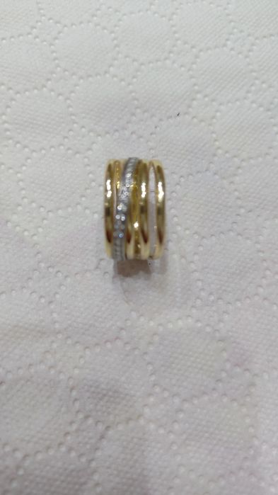 OCAZIE Inel aur 14k,7,70gr inelul este masiv și este nou foarte frumos