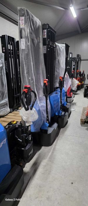 Transpalet electric cu catarg, Manipulare paleti 1.5 t, Pret avantajos