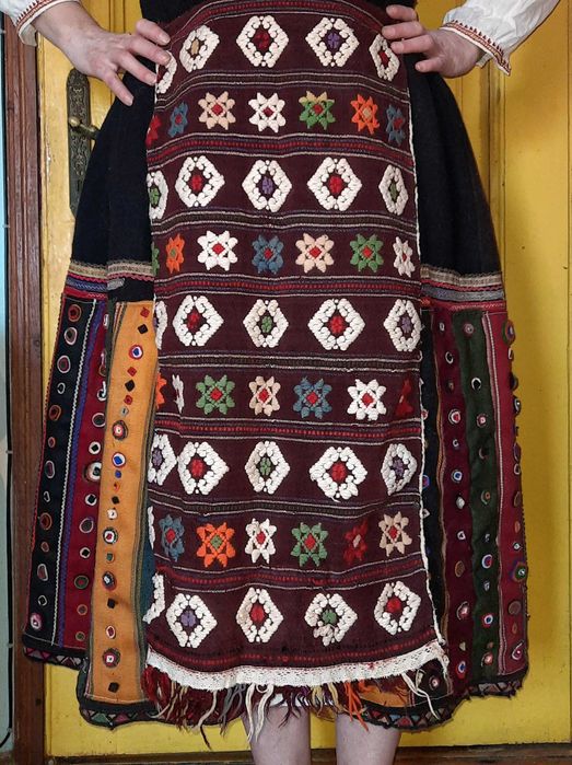 Автентична тракийска носия