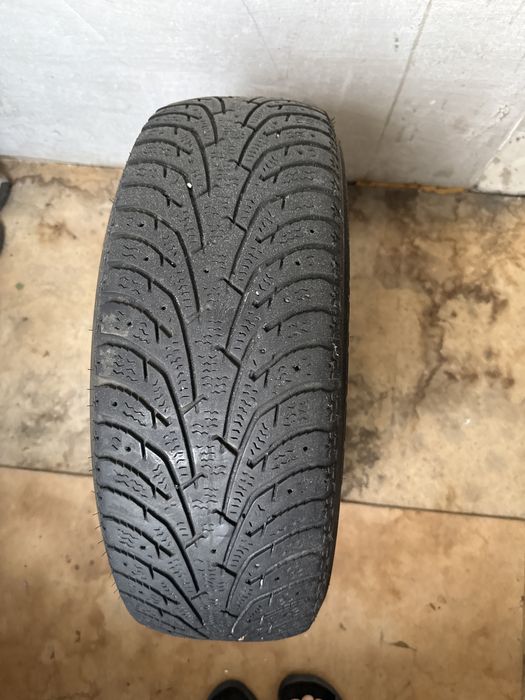 Шины максис три штуки