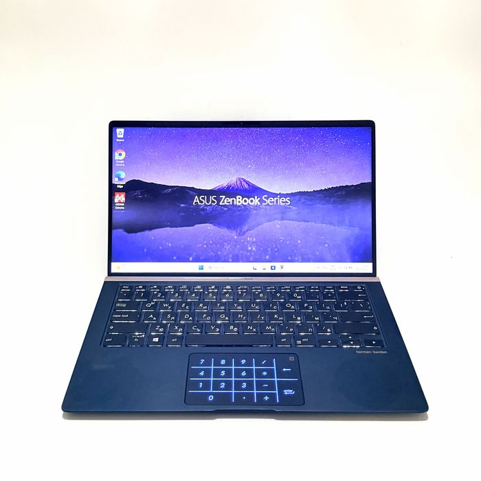 ASUS ZenBook 14 UX433/i7-8565U/256GB NVMe/8GB