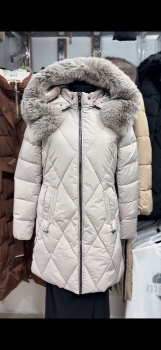 Geaca trei sferturi imblanita