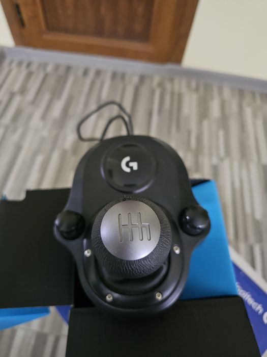 Logitech G923 (Trueforce) + Shifter – Като НОВИ