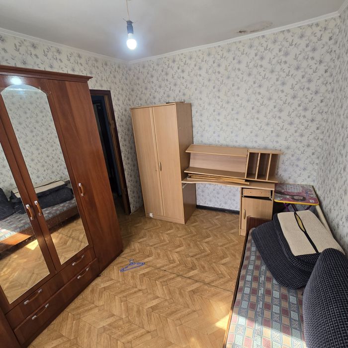 Орталықта.Ескі үй жалға берем