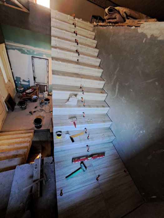 Плиточник с болшым опытом